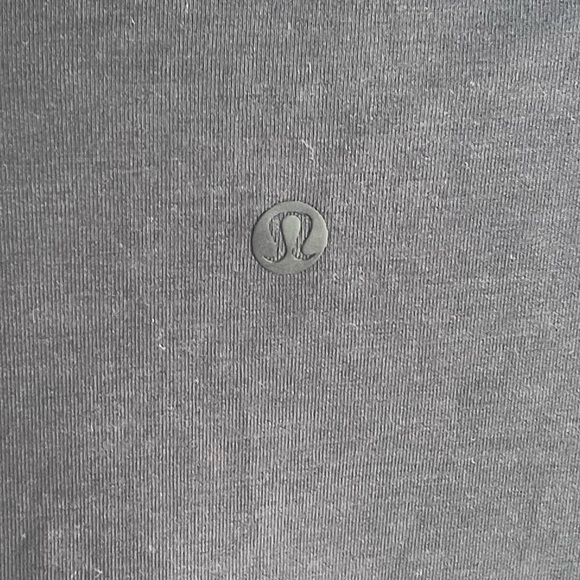 LULULEMON Softstreme Gathered T-Shirt Black Dark Grey Short Sleeve Top Sz 2 - Picture 7 of 8